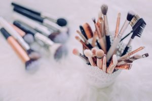 How to Clean Your Makeup Brushes: Step-by-Step Guide AR Makeup School